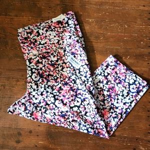 NWT Old Navy multicolor compression leggings 3x